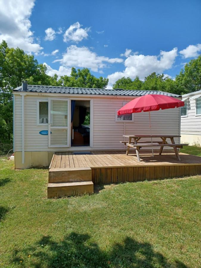 Flo'S Mobil-Home Saillagouse Εξωτερικό φωτογραφία