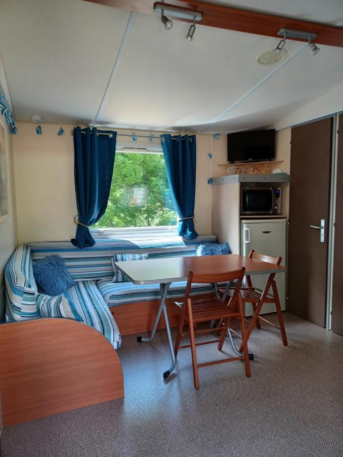 Flo'S Mobil-Home Saillagouse Εξωτερικό φωτογραφία